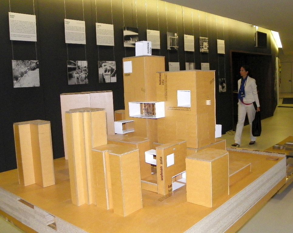 116_4453_JPG-1349566804