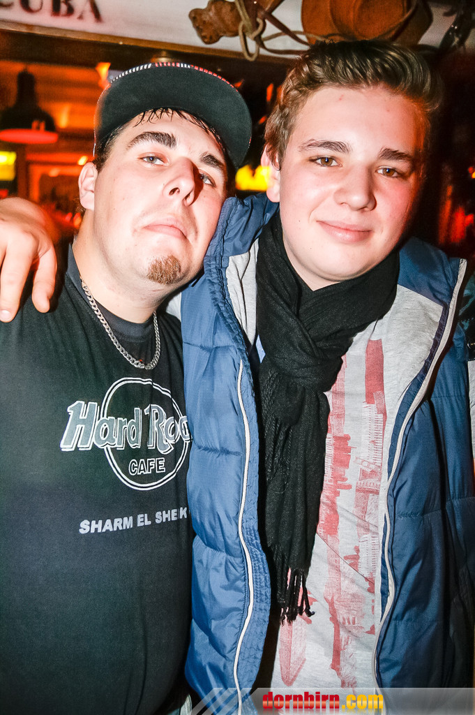 12115512.jpg