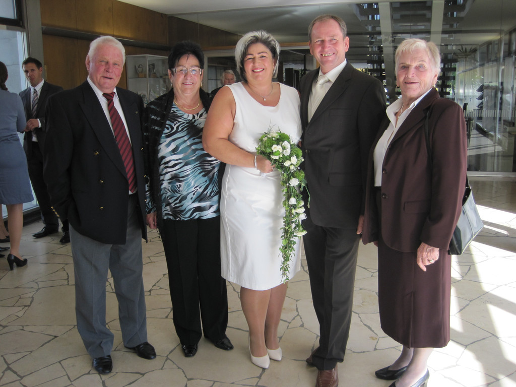 IMG_5240_JPG-1349607751