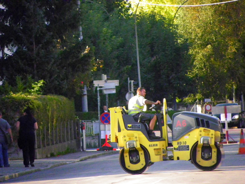 116_4068_JPG-1349652849