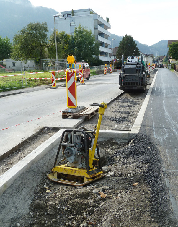 Strasse8_jpg-1349711050