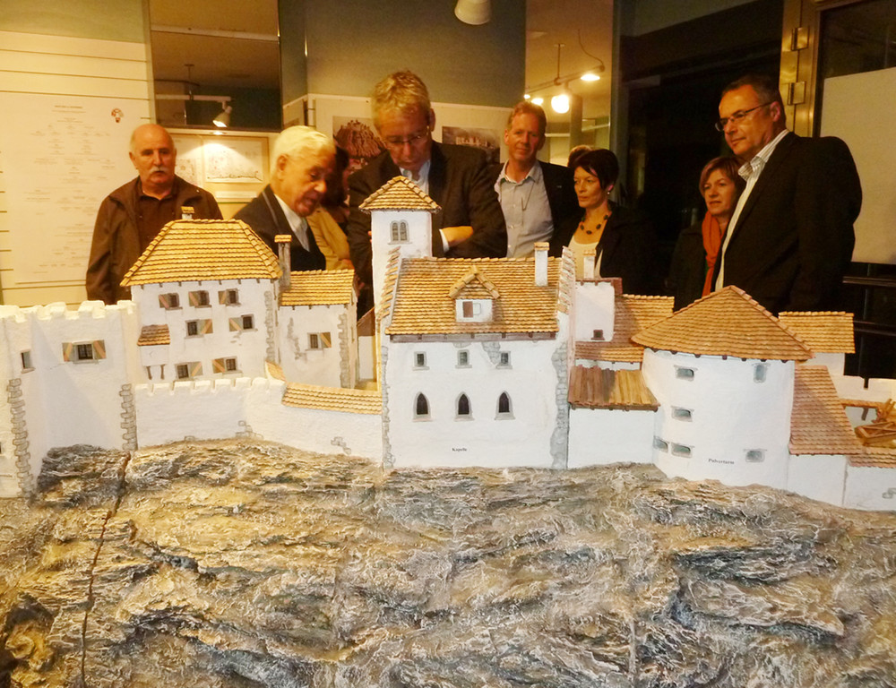 Zeit2Burg_jpg-1349718450