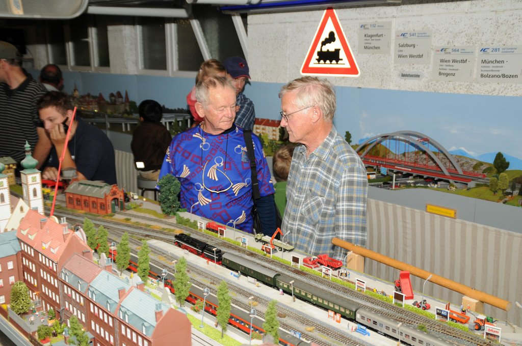 Modellbahn H__chst 06-10-2012 22_jpg-1349721169