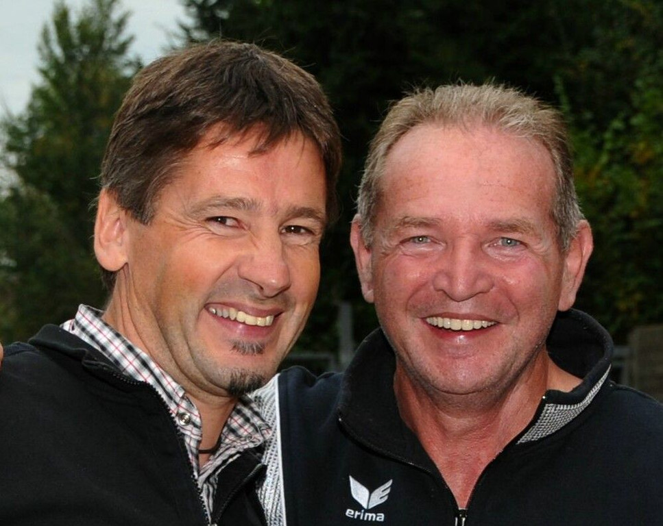 Turnierleitung Martin LOACKER links - Wolfgang EFFERL rechts.jpg