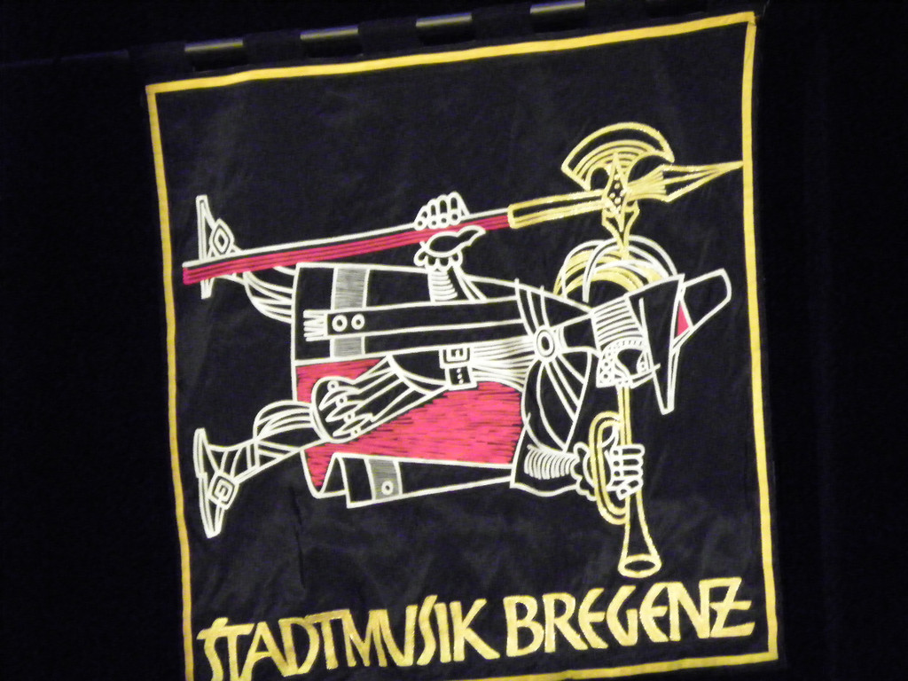 116_3911_JPG-1349737535