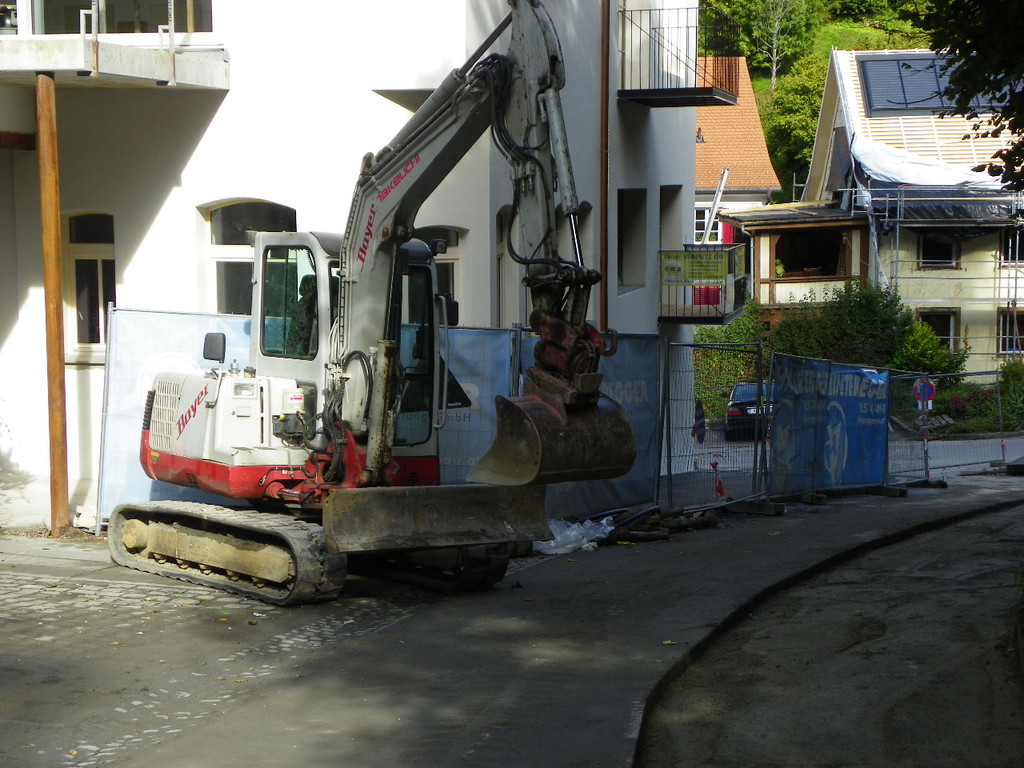 116_4224_JPG-1349738121