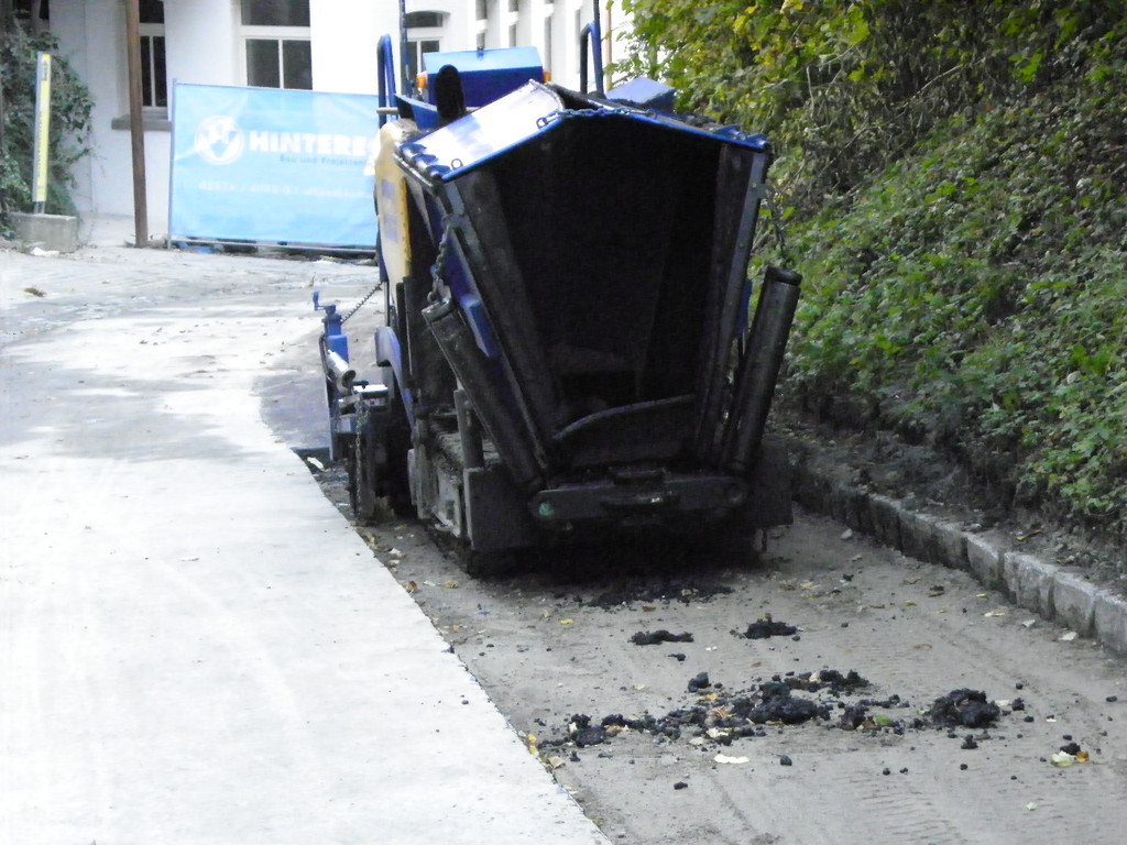 116_4479_JPG-1349738077