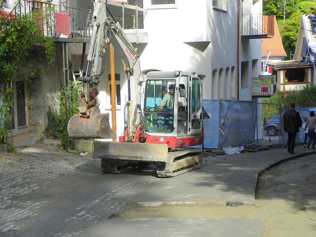 116_4226_JPG-1349738127