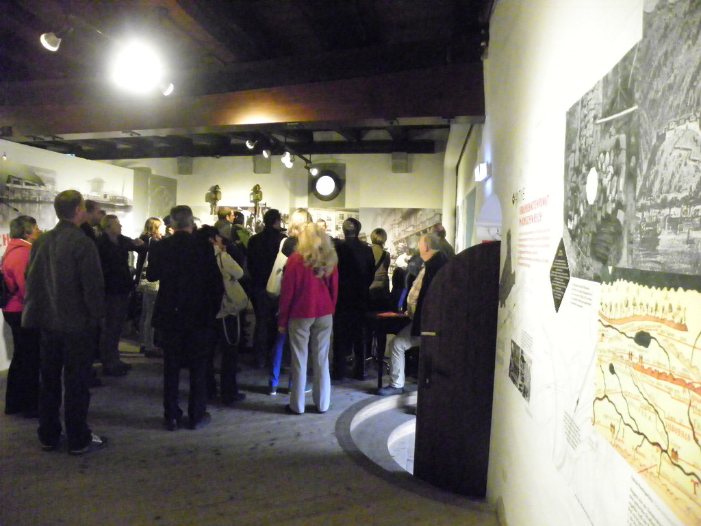 116_3464_JPG-1349739127