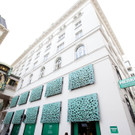 Merkur Flagship Store am Hohen Markt