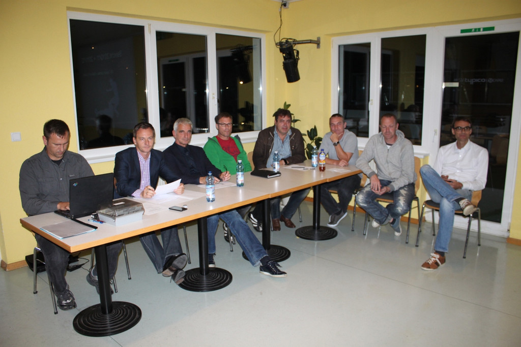 Fussball SVL Jahreshauptversammlung 2012 _8__jpg-1349877965