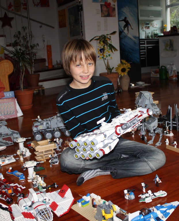 LEGO Starwars Sunjay Graber 2012 _1__jpg-1349969861