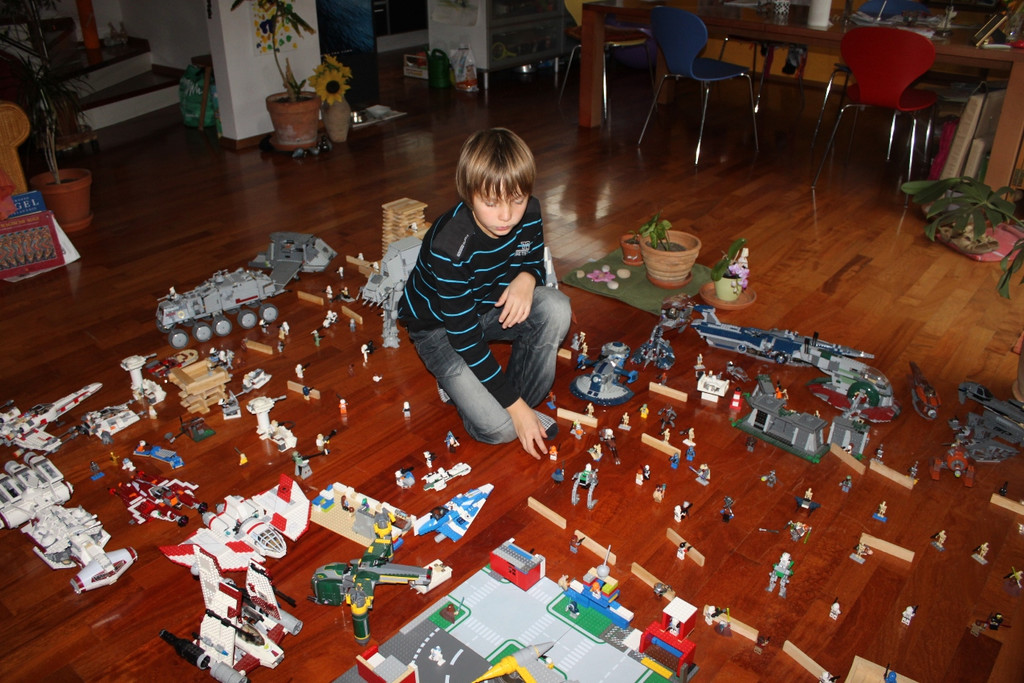 LEGO Starwars Sunjay Graber 2012 _7__jpg-1349969896