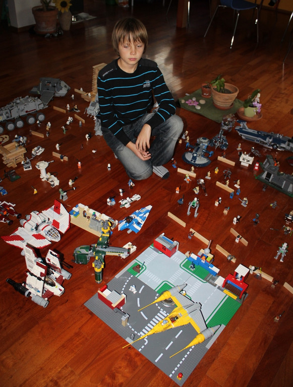 LEGO Starwars Sunjay Graber 2012 _10__jpg-1349969913