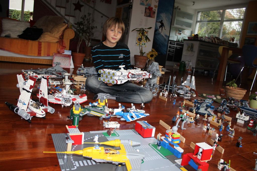 LEGO Starwars Sunjay Graber 2012 _3__jpg-1349969871