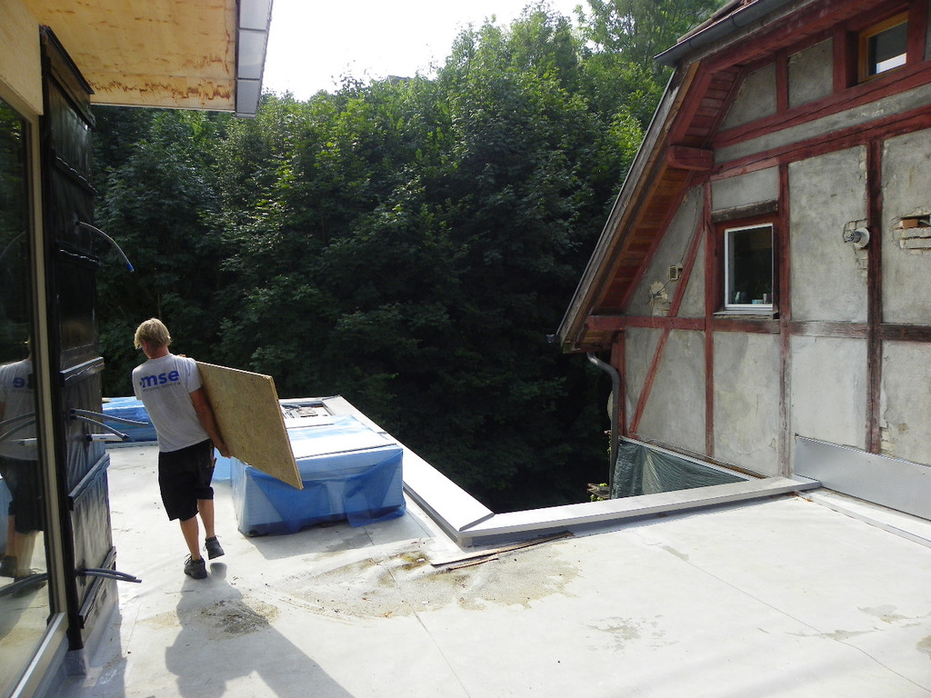 116_0520_JPG-1349991954