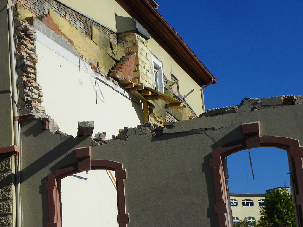 116_4379_JPG-1349998044