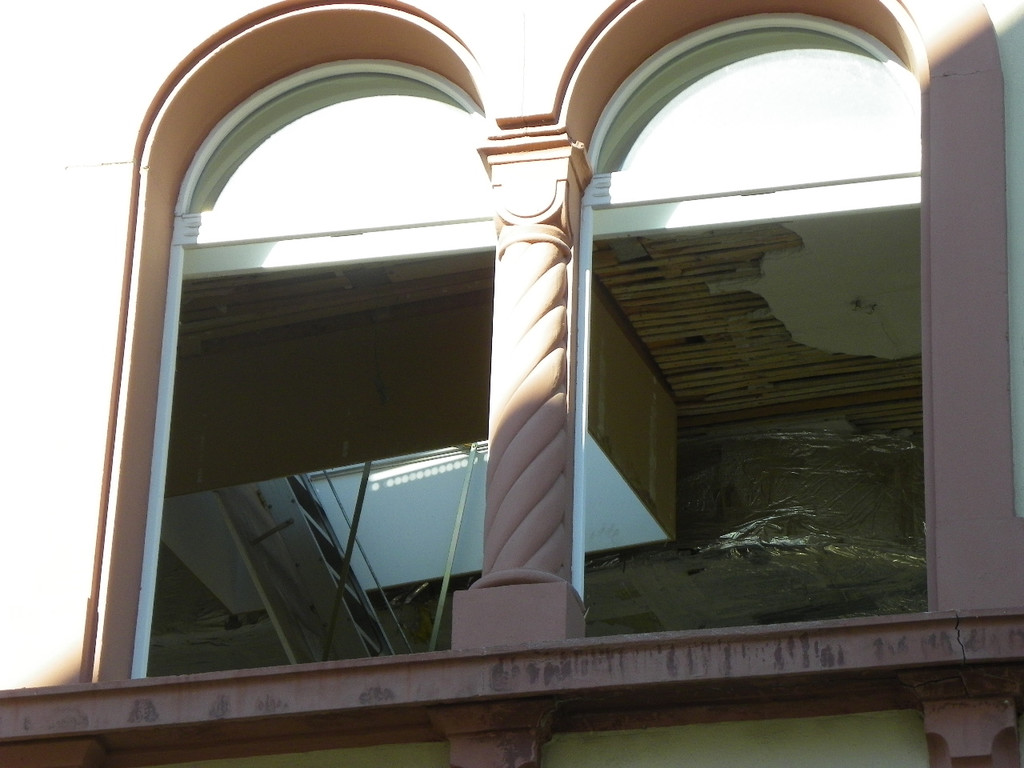 116_4386_JPG-1349998056