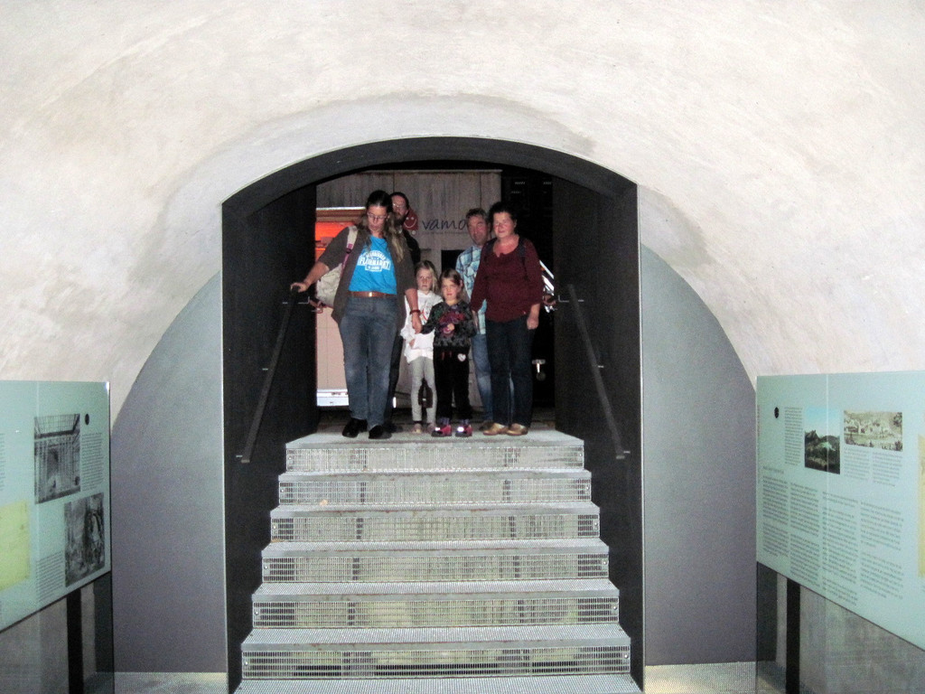 IMG_0205_JPG-1349998753