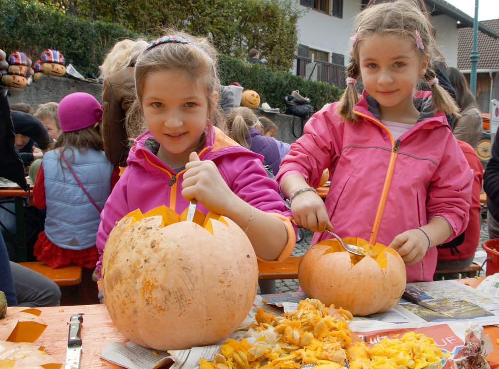 Laura und Marina _3__JPG-1350231547