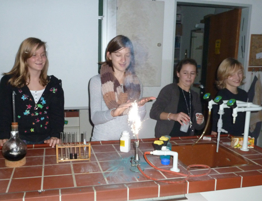 SMS5a_jpg-1350241273