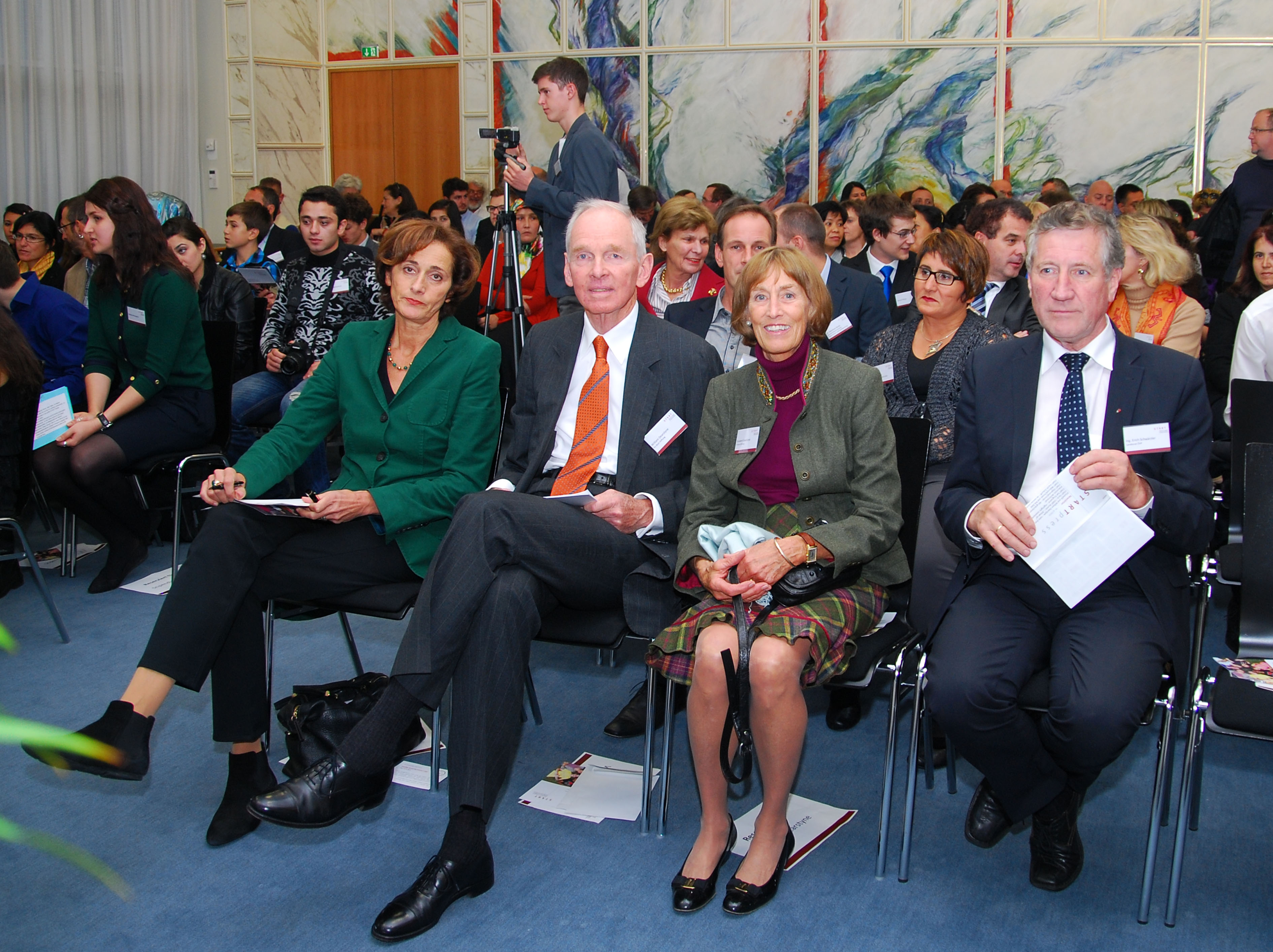 START_DSC_7749_jpg-1350427248