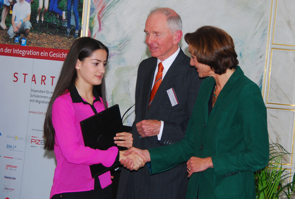 START_DSC_7776_jpg-1350427379