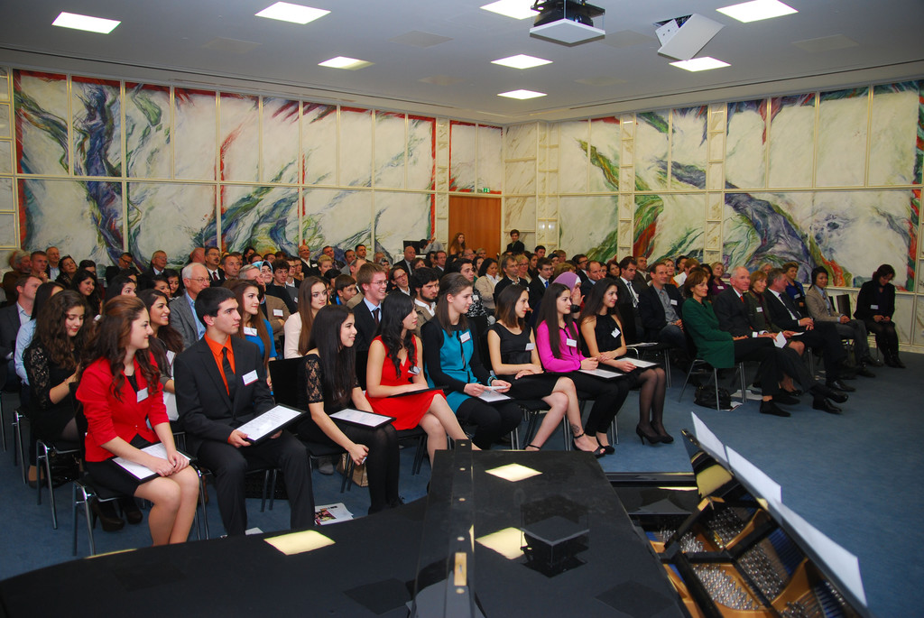 START_DSC_7797_jpg-1350427508