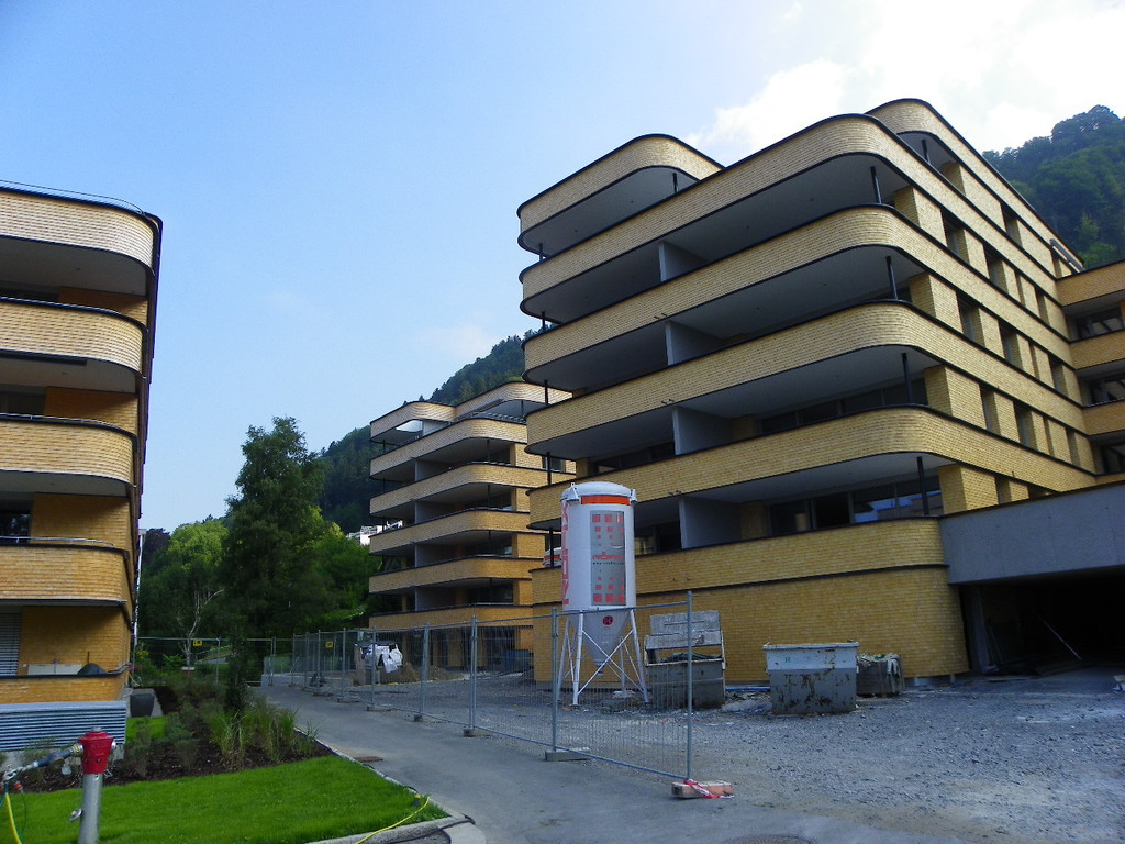 115_6669_JPG-1350429210