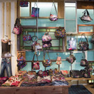 DESIGUAL-FLAGSHIP-STORE-VIENNA_5.jpg