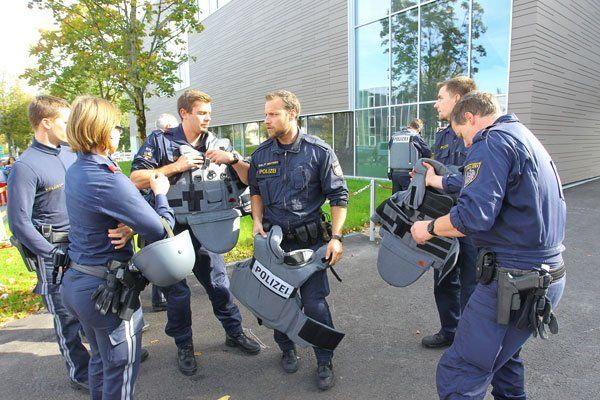 Polizeieinsatz-Oberau07.jpg