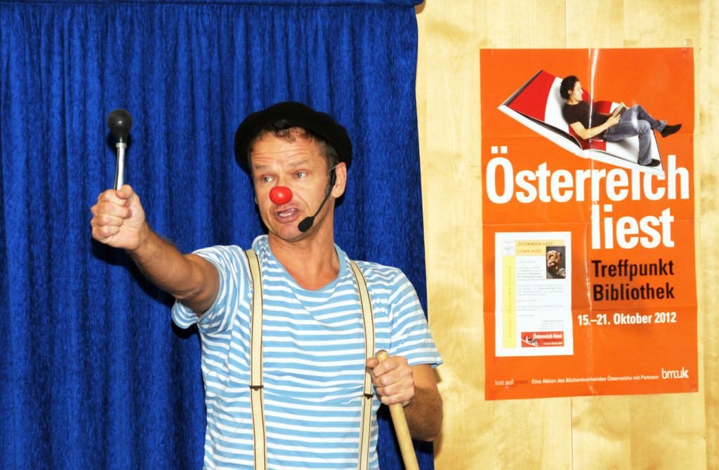 Clown Dido 16-10-2012 6_jpg-1350497116