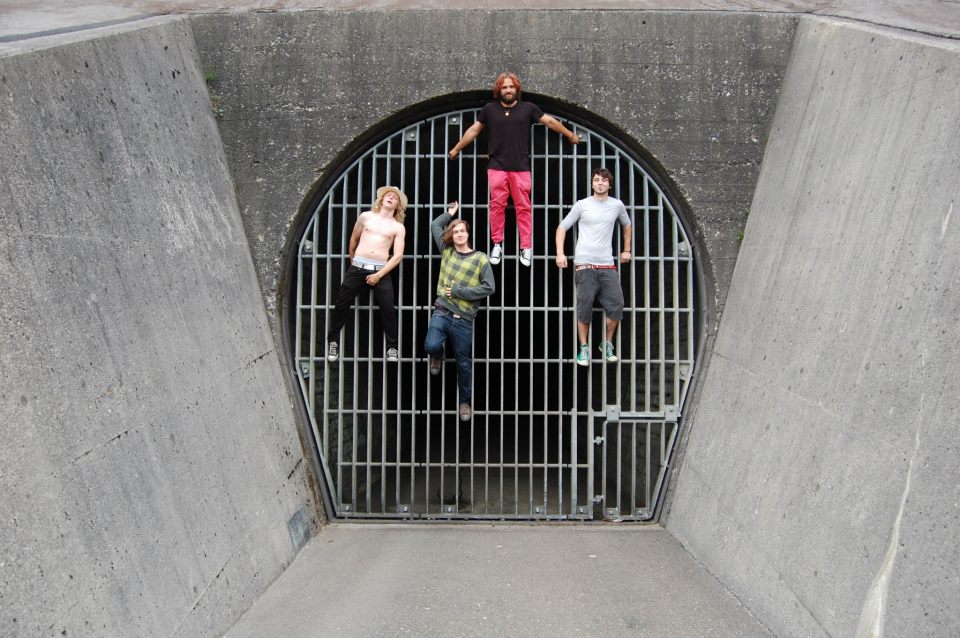 Mary Pearl_jpg-1350550071