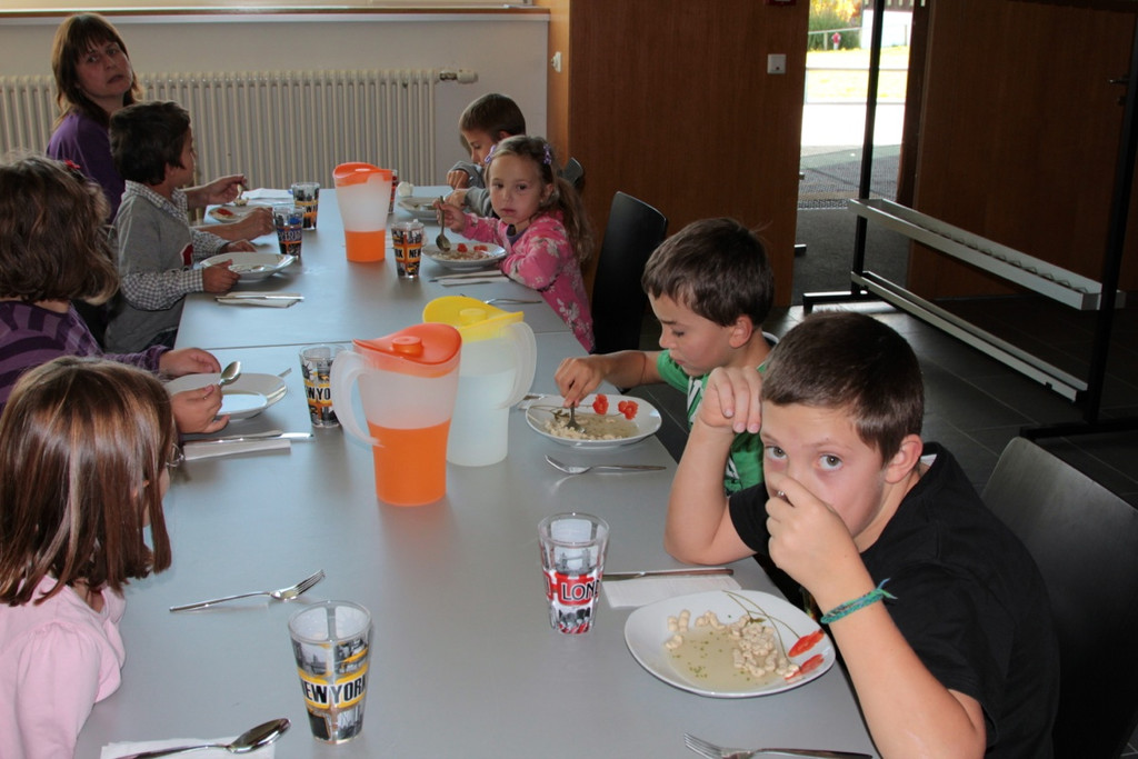 KOE_G__fis Mittagstisch 15_jpg-1350596821