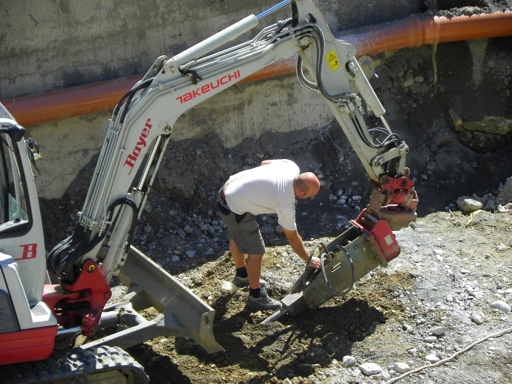 115_5389_JPG-1350599907