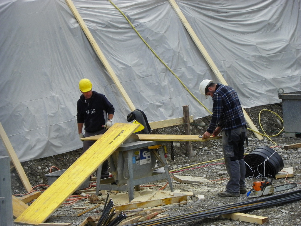 116_2894_JPG-1350603560