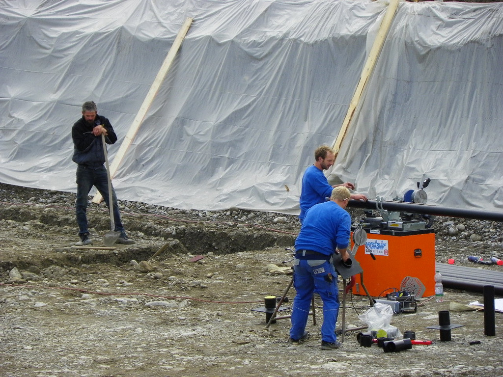 116_2880_JPG-1350603500