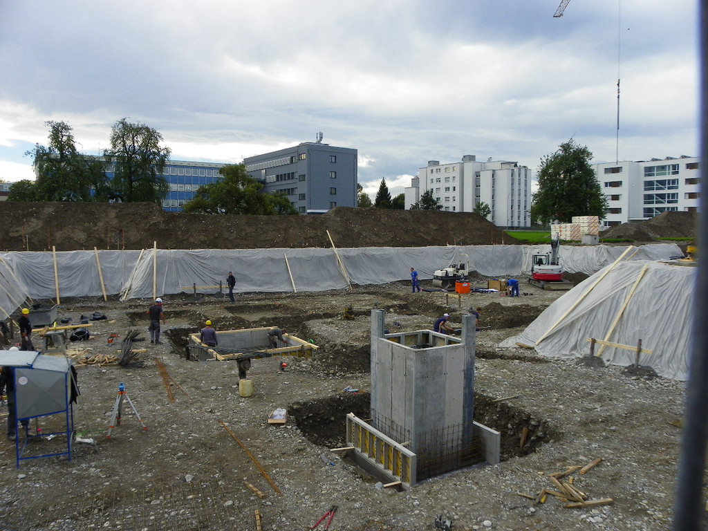 116_2897_JPG-1350603571