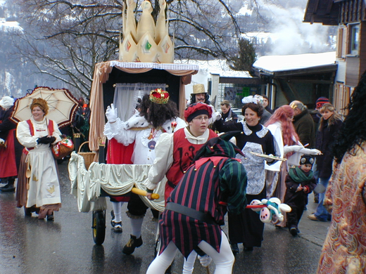 Gruppe Hilrihald mit K__nig Helmut 1.JPG