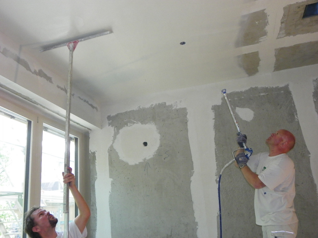 115_4948_JPG-1350686565