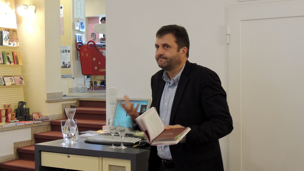 DSCN4989_JPG-1350687442