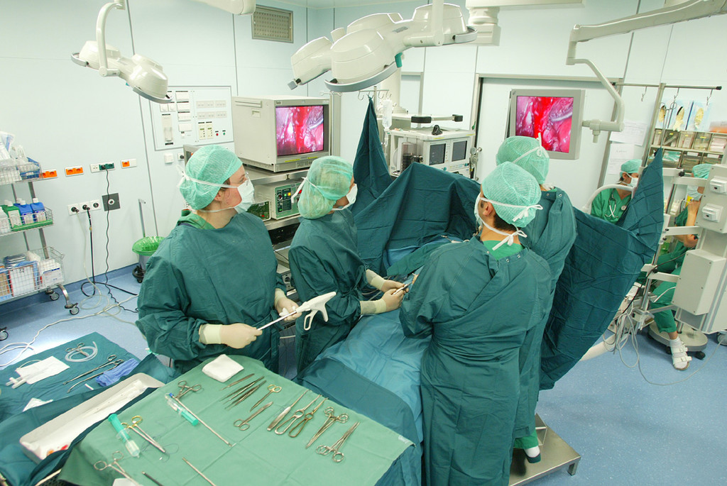 High-Tech OP_jpg-1350909387