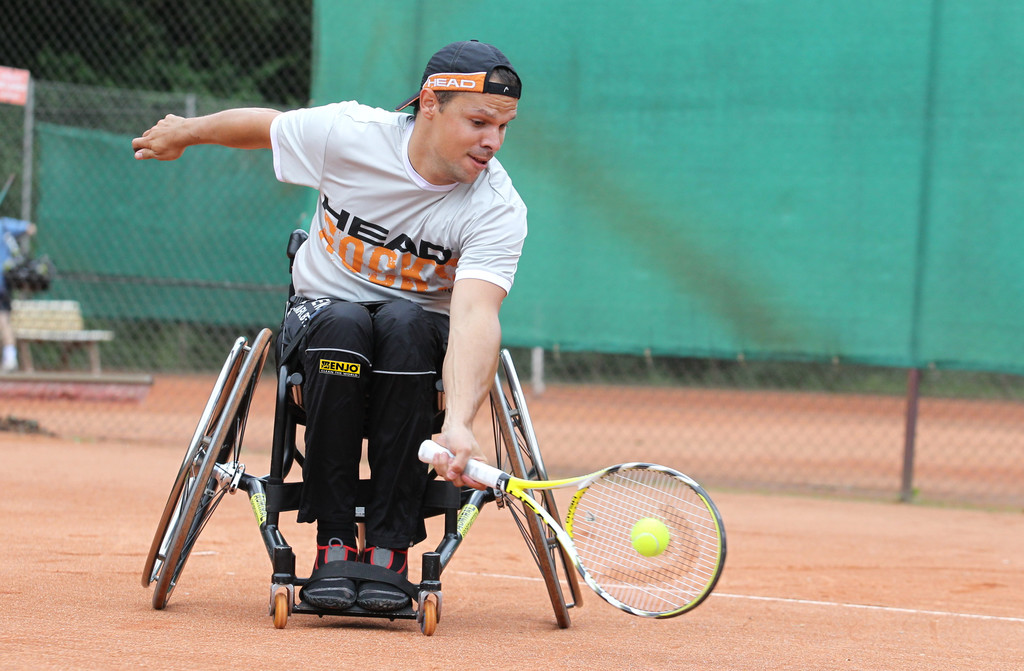 Flax Tennis Maurice ENJO - 2011_jpg-1350922707