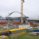 Brücke zeigt sich unverhüllt