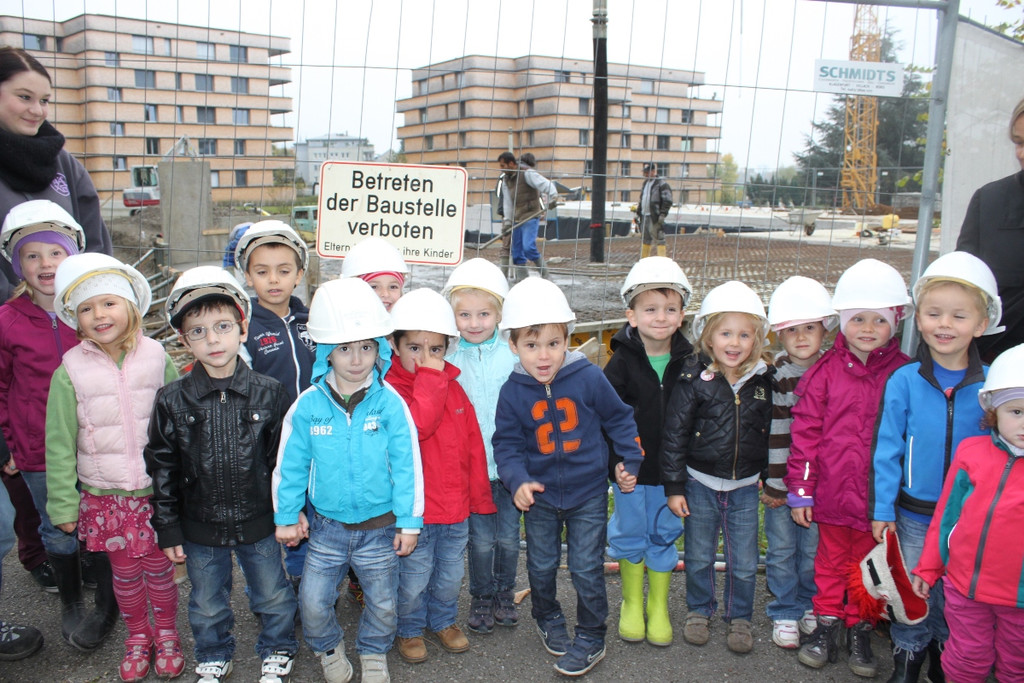 KI Neubau Klausm__hle Besichtigung Kinder 2012 _1__jpg-1351005126