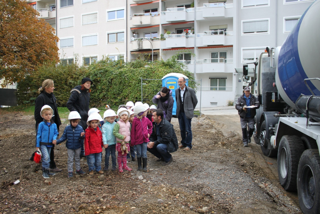 KI Neubau Klausm__hle Besichtigung Kinder 2012 _6__jpg-1351005155