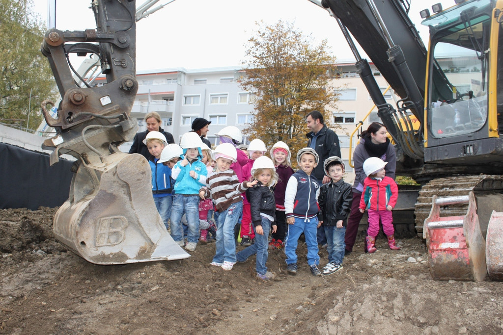KI Neubau Klausm__hle Besichtigung Kinder 2012 _24__jpg-1351005257