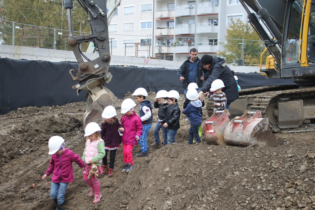 KI Neubau Klausm__hle Besichtigung Kinder 2012 _27__jpg-1351005275