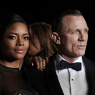 Naomie Harris und Daniel Craig.jpg