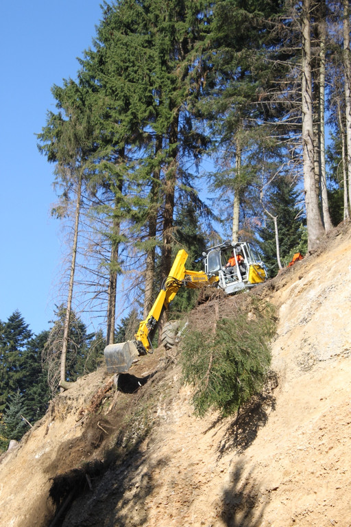 Eichenberg Sanierung Zufahrt Fesslerhof 22-10-2012 _19__jpg-1351068109